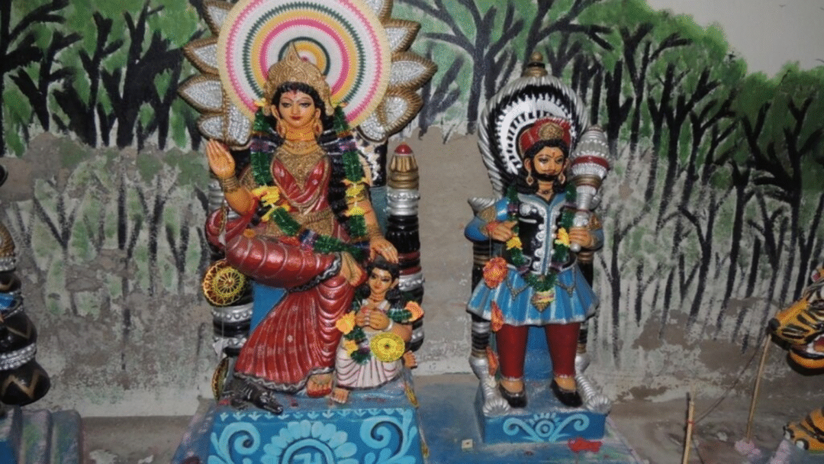 গাজীর পীর, বনবিবি আর বাঘ দেবতার গল্প: সুন্দরবনের অনন্য সহাবস্থান